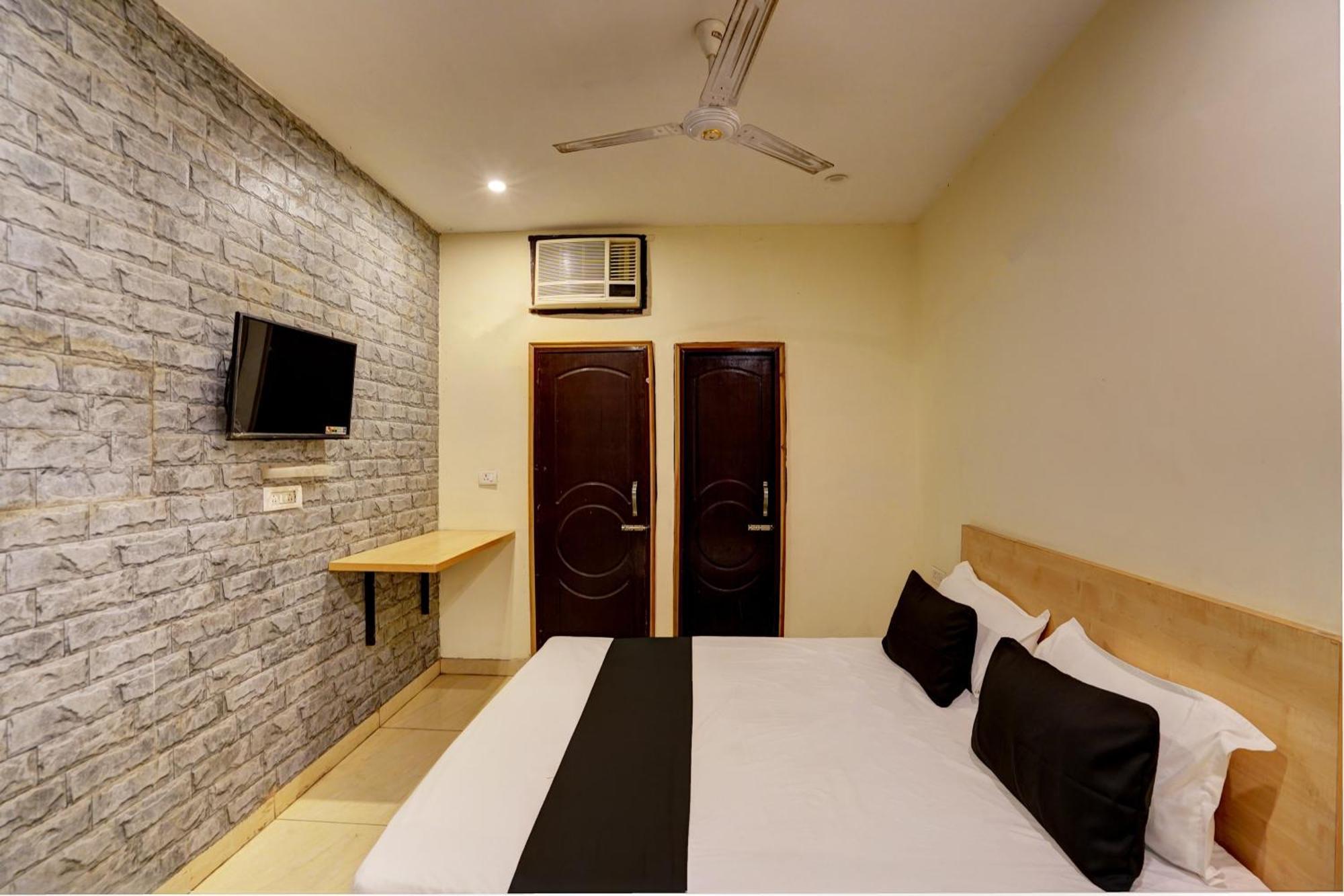 Hotel O Blue Vibes Meerut Dış mekan fotoğraf